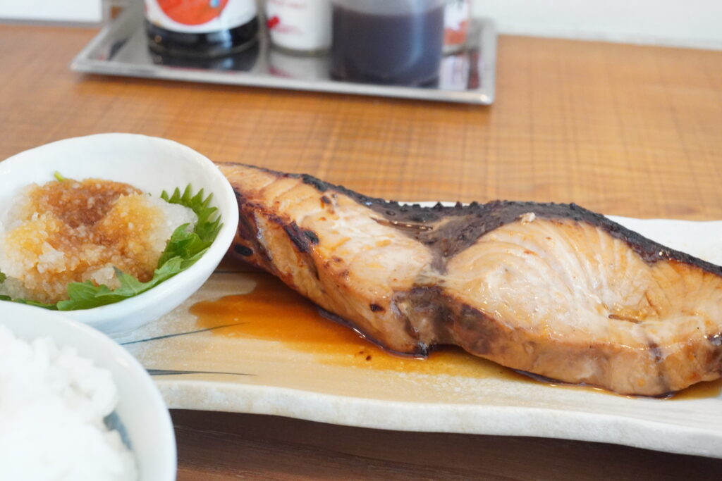 【かねまつ食堂】が高岡の山町ヴァレーにオープン！とにかく魚が旨すぎる！