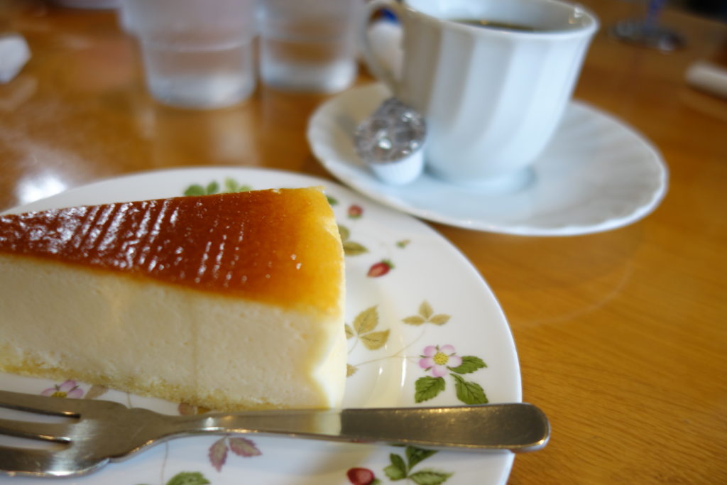 【らんぶる】高岡市で愛され続ける老舗喫茶店。珈琲がおいしい癒し空間。