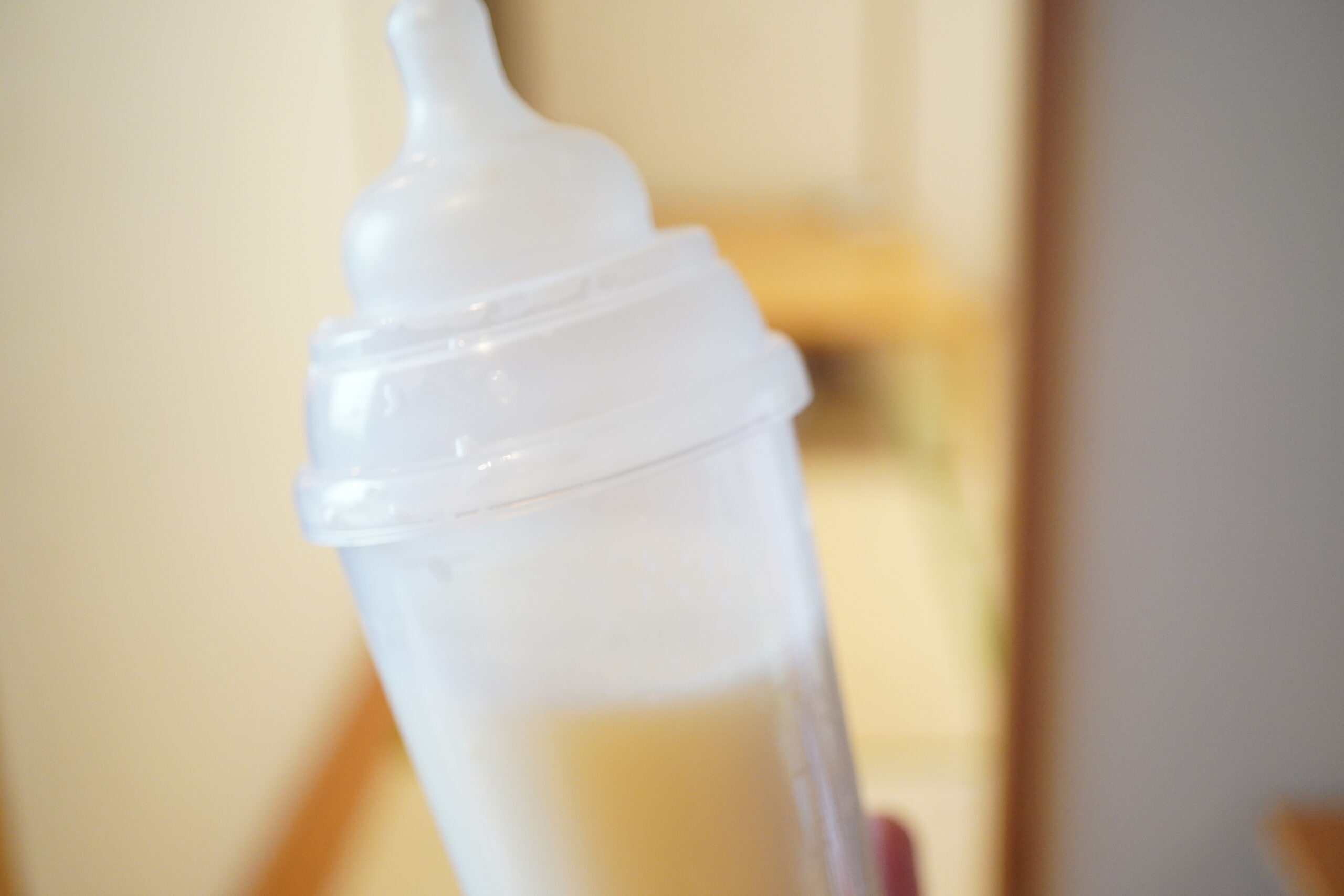 使い捨て哺乳瓶ステリボトル使用方法は？